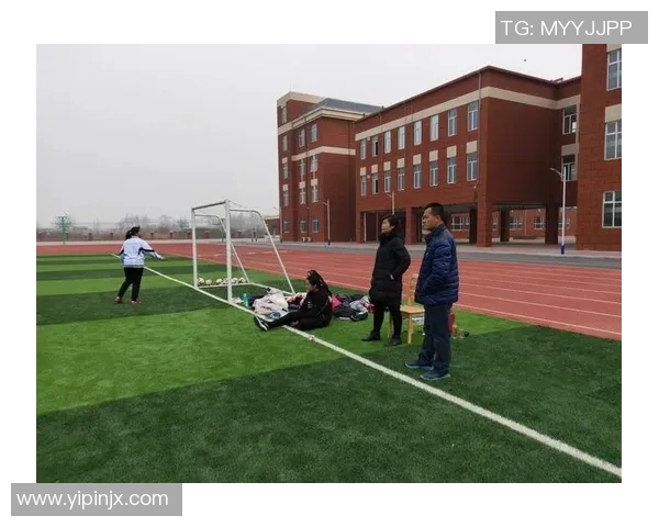 对标球星足球打造全新竞技盛宴引领年轻群体热血追逐梦想